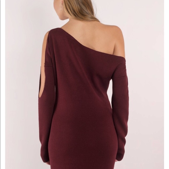 FLASH SALE! Cold Shoulder Sweater Dress - Picture 2 of 3
